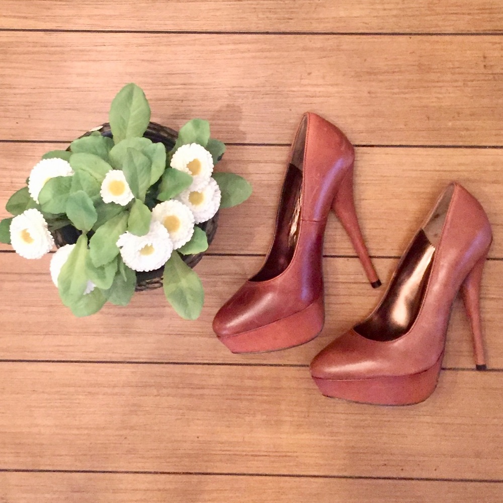 Steve Madden Brown Platform Heels